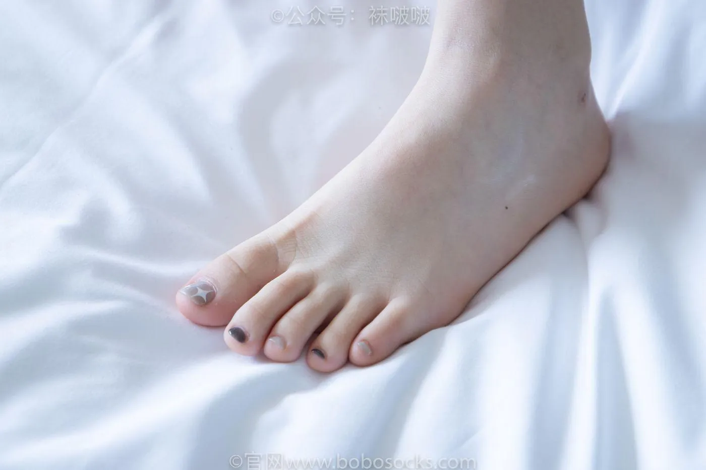 [BoBoSocks袜啵啵]NO.003 果冻-麦昆鞋、白色脏棉袜 [133P]插图2